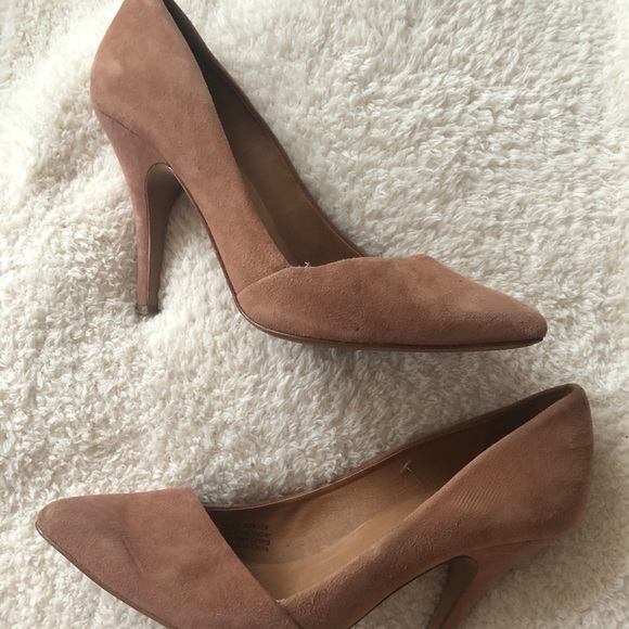 Madewell Shoes - Madewell Pink Suede Mira Heels 😍